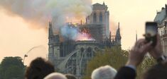 Pourquoi la vision de Notre-Dame en flammes nous fascine-t-elle ?