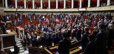 Minutes de silence à l’Assemblée : quand se taire est aussi politique