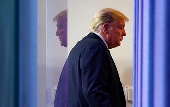 Roger Berkowitz : “Aux États-Unis, nous affrontons l’inconnu menés par un président à la gestion hasardeuse” 