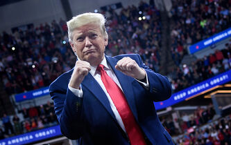 Portrait de Donald Trump en catcheur