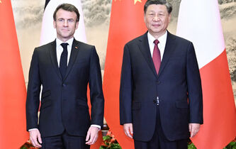 Emmanuel Macron sous influence chinoise ?