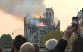 Pourquoi la vision de Notre-Dame en flammes nous fascine-t-elle ?