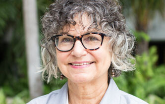 Laurie Shrage : “Rendre la pratique de l’avortement intelligible aux traditions religieuses et conservatrices”