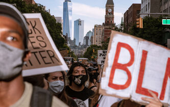 La grande marche des éveillés