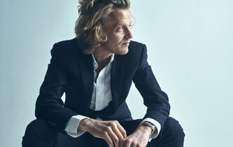 Alex Lutz : éveilleur de nuit