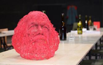 Creuzevault, Marx, le Capital et son Singe: vive la pratique, haro sur le fétiche!