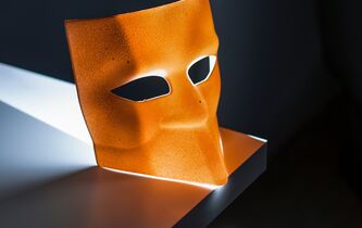 Masque. Le fétiche des apparences