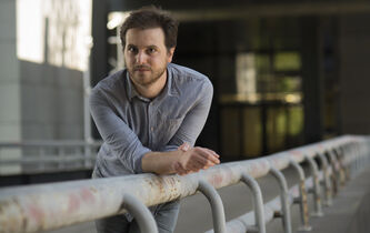 Tristan Garcia : “Que chacun puisse devenir quelqu’un pour pouvoir à tout moment cesser de l’être, c’est la formule de l’émancipation” 