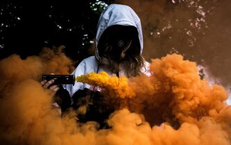 Véronique Bergen : “La philosophie nous arme afin de résister aux forces de destruction”