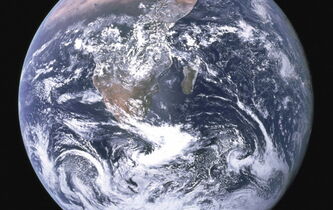 Nathalie Sarthou-Lajus: “S’ouvrir à l’infini pour mieux se décentrer”