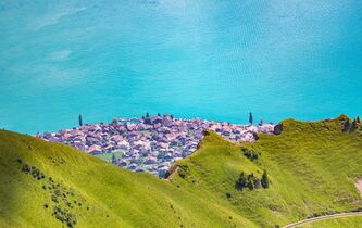 Éric Charmes/Michel Lussault. La campagne va-t-elle prendre sa revanche sur la ville ?