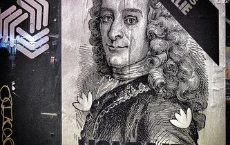 Le “Traité sur la tolérance” de Voltaire, large succès dans les librairies