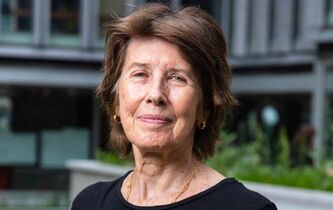 “23 Penseuses pour 2023” : Monique Dagnaud et la révolution culturelle dans le monde du travail