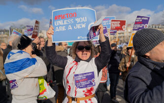 Comment les féministes se déchirent sur le conflit entre Israël et le Hamas