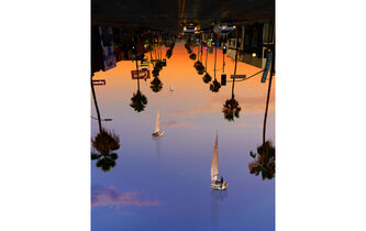 La tête  allant vers…