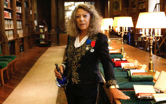 Barbara Cassin : “Il ne faudrait pas que parler français devienne l’apanage du Rassemblement national”