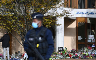 De “Charlie Hebdo” à Samuel Paty, le terrorisme a déclaré la guerre au symbole