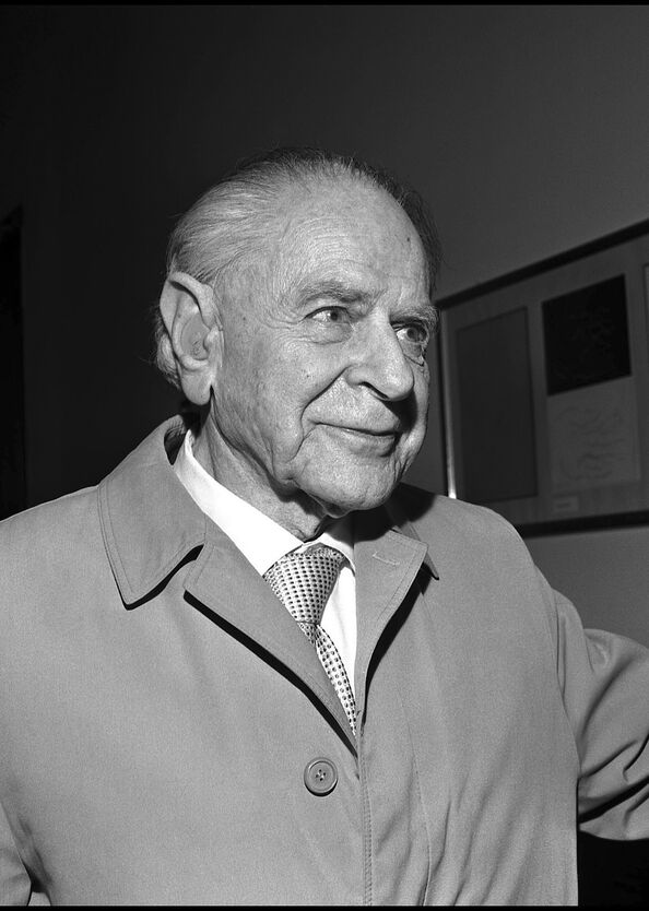 Karl Popper